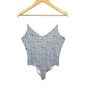 GAZE Strappy Bodysuit Size L